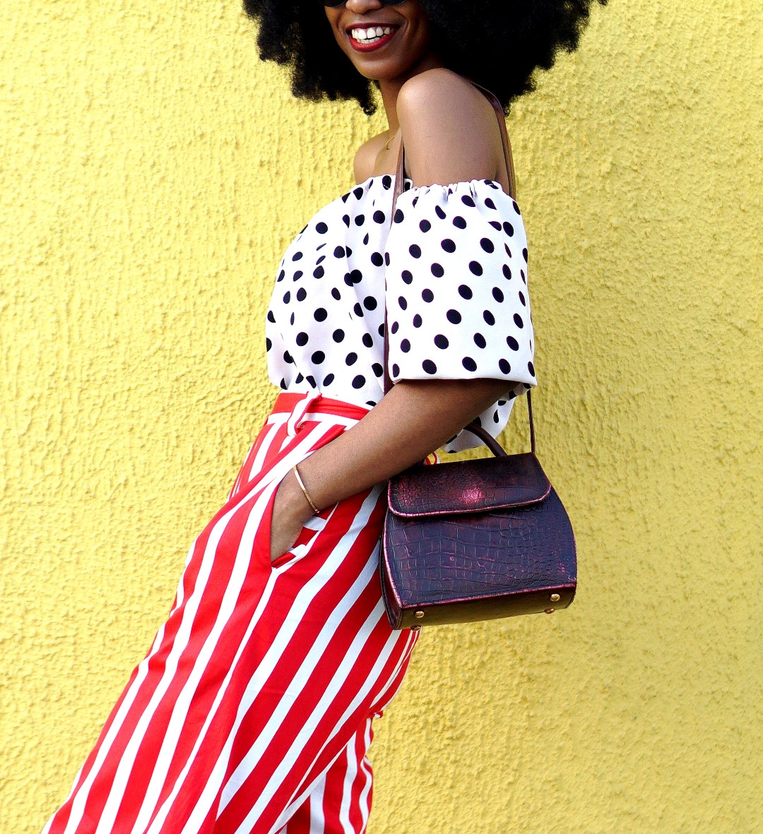 Nigerian fashion blogger Cassie Daves In mixed prints fashion trend