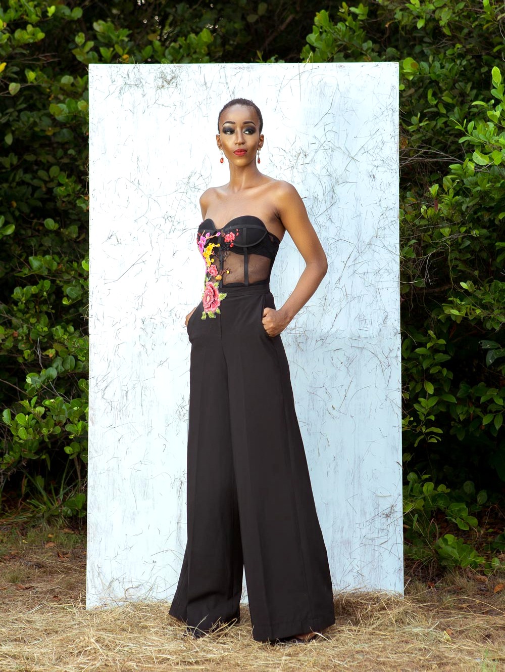 Nigerian fashion blogger and model Cassie Daves for Moofa designs lookbook