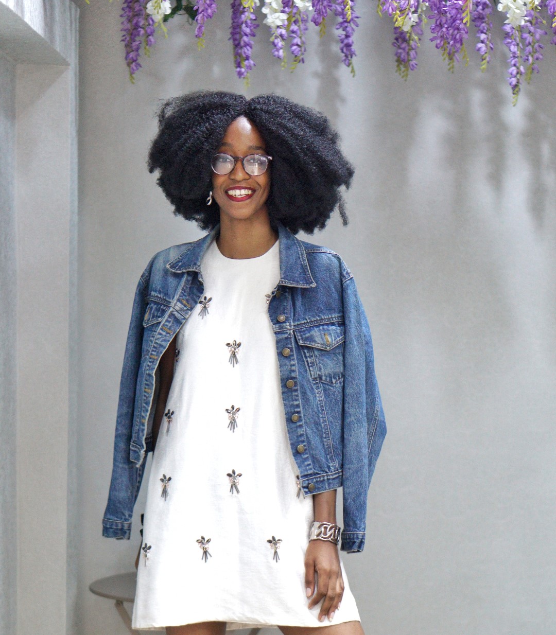 Nigerian Blogger Cassie Daves in topshop shift dress and denim jacket