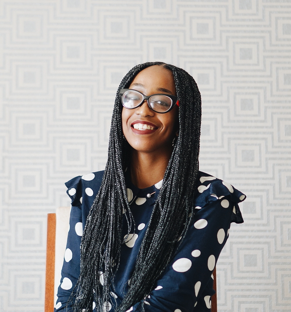Living with endometriosis - Nigerian blogger cassie daves self portrait