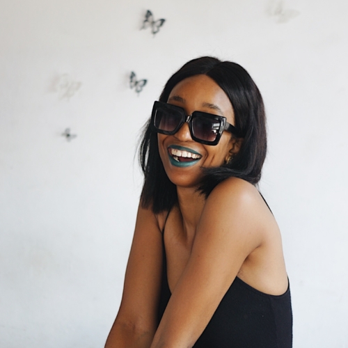 Cassie daves wearing a fun lipstick color - jaxx cosmetics mary jade green lipstick