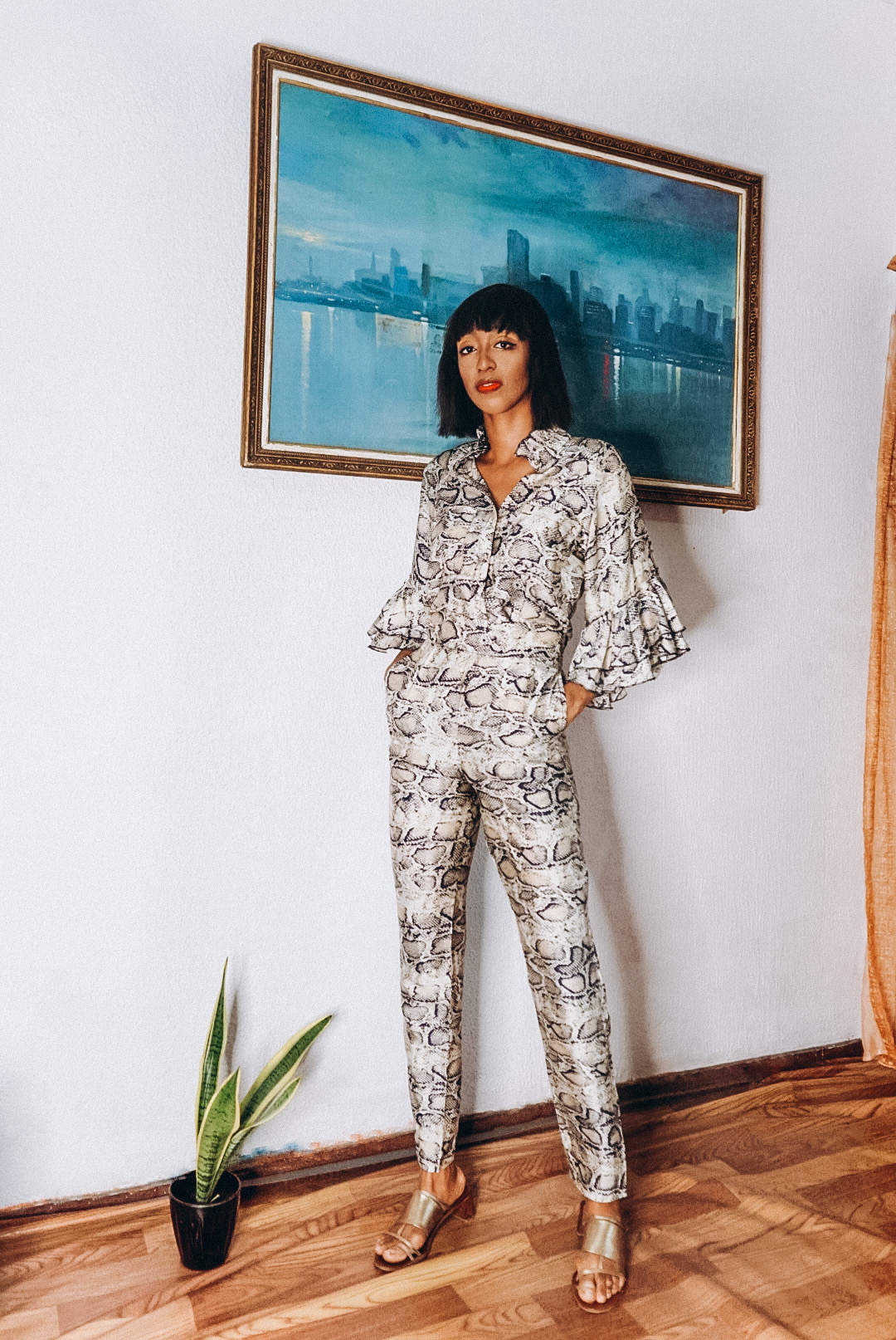 Nigerian style blogger Cassie Daves styling co-ord two piece from brand Rekana